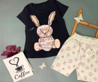 تیشرت شلوارک خرگوشی