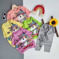 تیشرت شلوارک تک شاخ